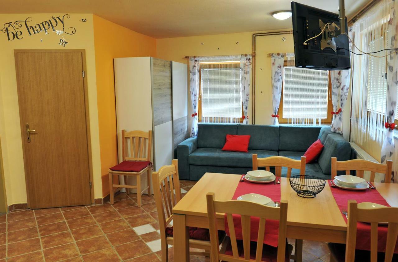 Apartma Marjetica Blejska Dobrava Exterior foto
